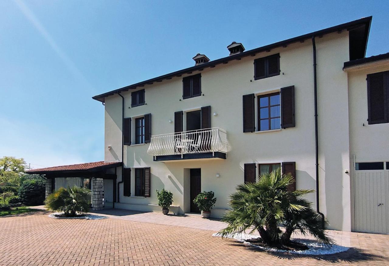 Bed And Breakfast Erilla Centenaro Buitenkant foto